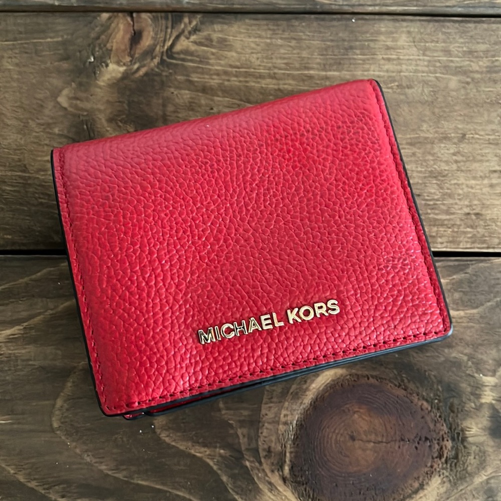 ✨MICHAEL KORS Red Gold Pebble Leather Wallet NICE